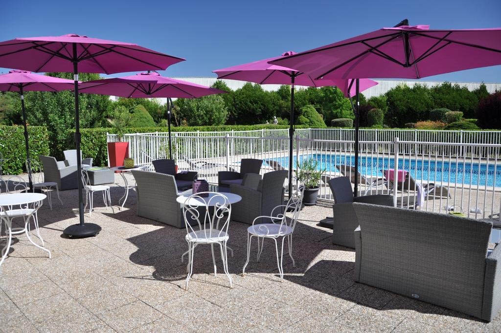 Hotel Ibis Styles Gien Exterior foto