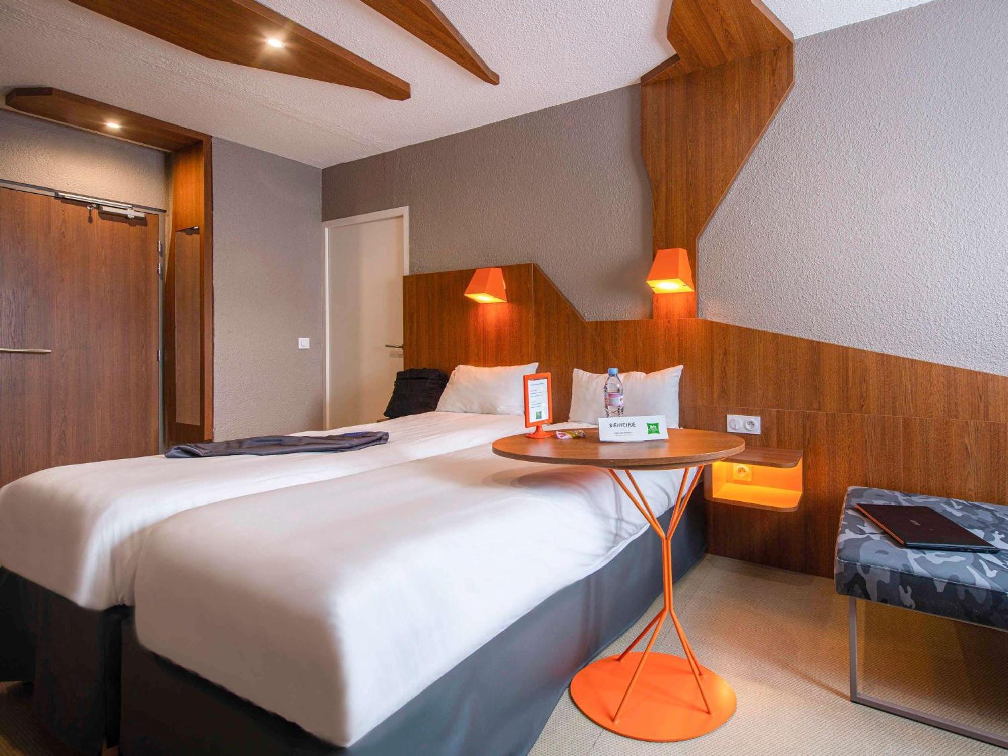 Hotel Ibis Styles Gien Exterior foto